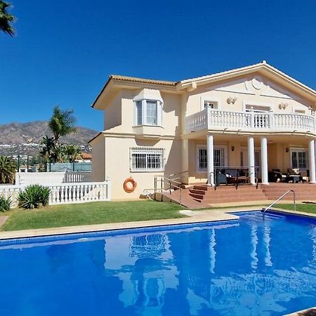 Golden Villa Costa Del Sol - Big Private Pool - Bbq - Good Location Fuengirola Eksteriør billede