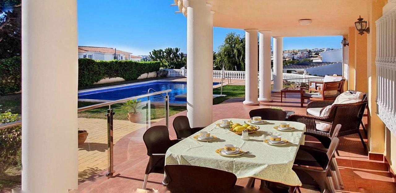 Golden Villa Costa Del Sol - Big Private Pool - Bbq - Good Location Fuengirola Eksteriør billede